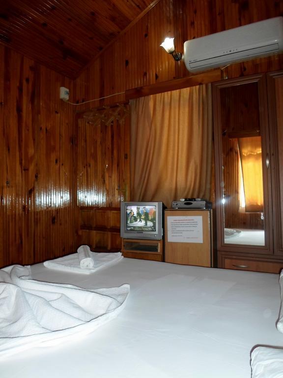 Oran Pansiyon Agac Evler Hotel Çıralı Phòng bức ảnh